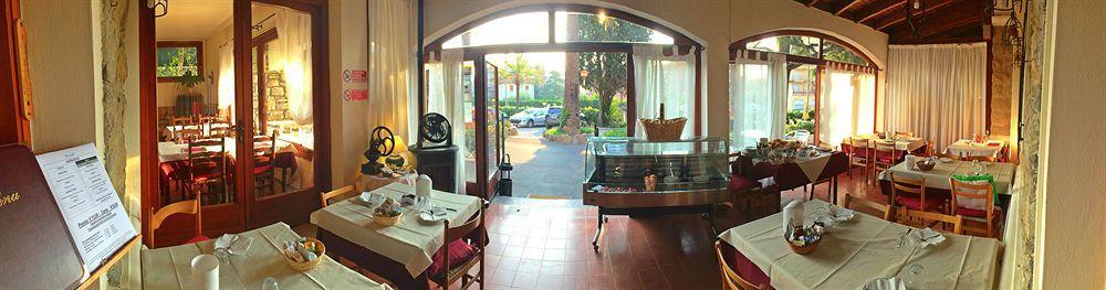 Hotel Ristorante Il Caminetto دْيانو مارينا المظهر الخارجي الصورة